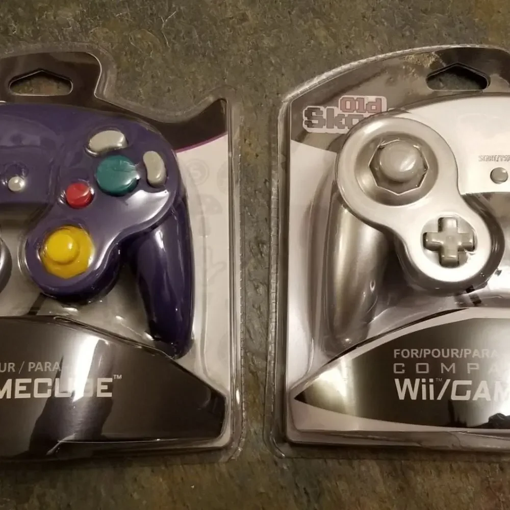 2 Gamecube Controllers - Purple & Silver (NEW) - Nintendo - Old Skool
